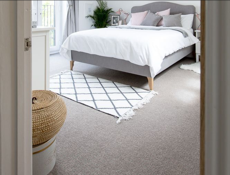 انتخاب موکت اتاق خواب عروس