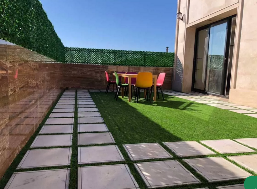 چمن مصنوعی بالکن